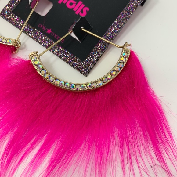 4/$25 NEW Betsey Johnson Fur Earrings Black Pink - Picture 6 of 7